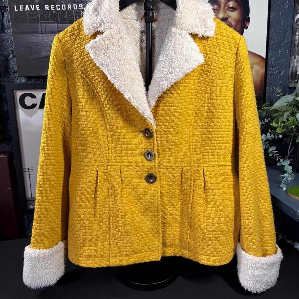 Tulle Mustard Yellow Sherpa Lined Wool Blend Coat - Women’s Medium